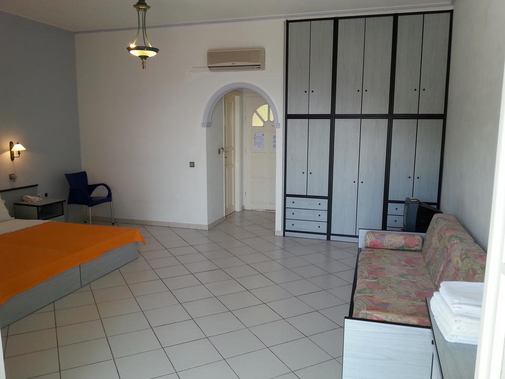 Dolphin Apartments 1 بارغا المظهر الخارجي الصورة