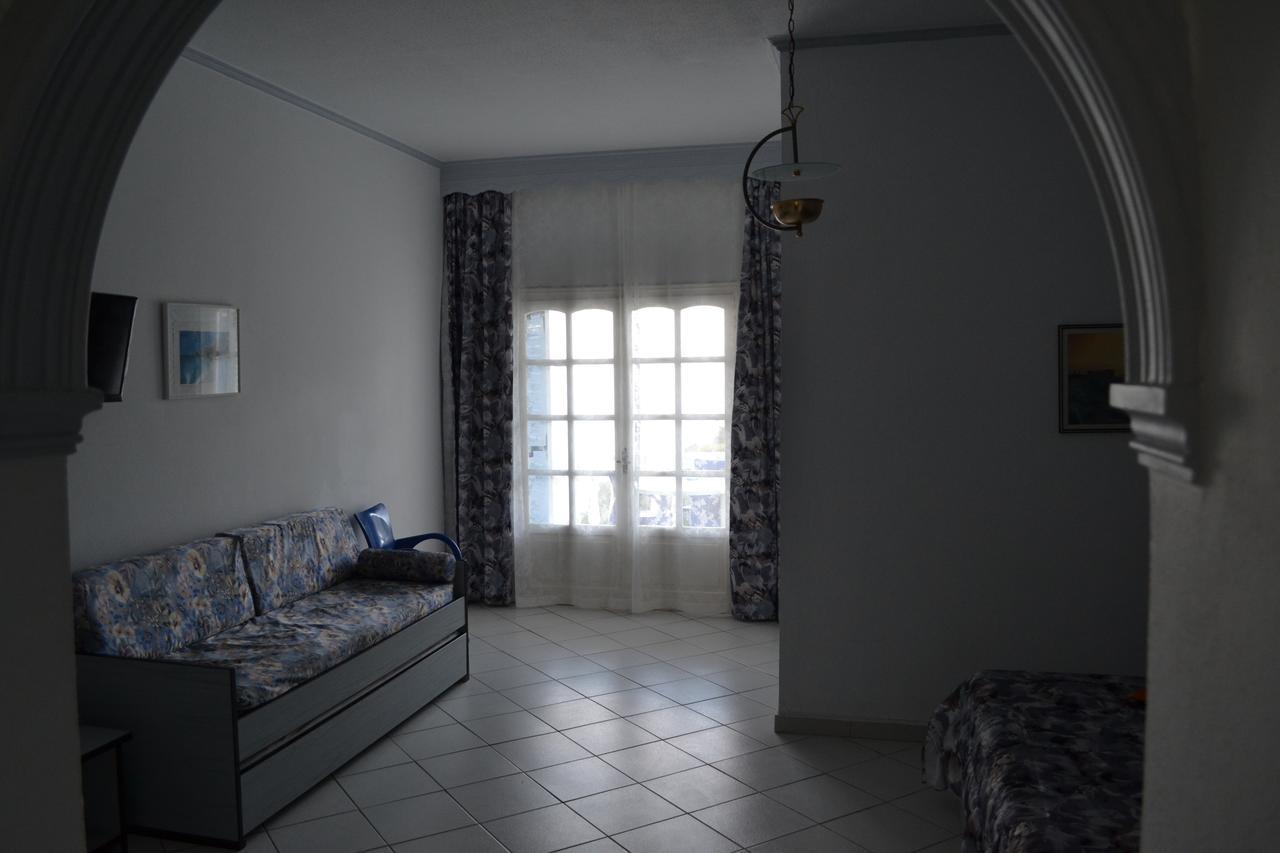 Dolphin Apartments 1 بارغا المظهر الخارجي الصورة